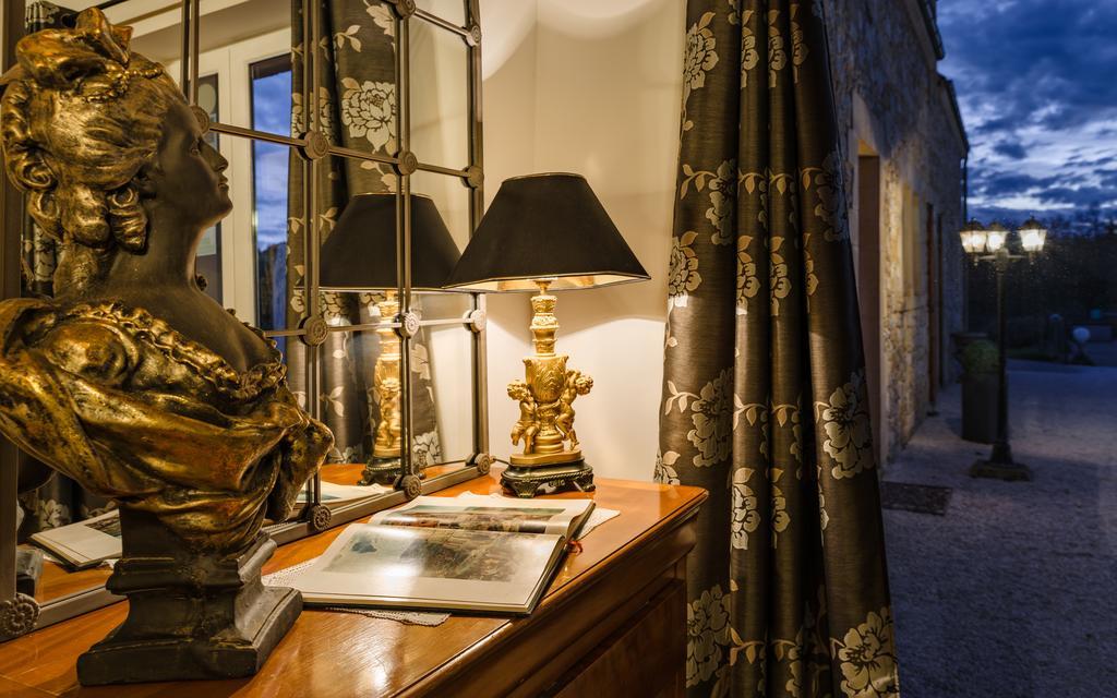 La Barde Montfort, votre maison d'hôtes à 4 kms de Sarlat Dordogne Vitrac  Exterior foto